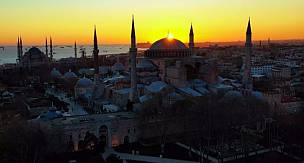  Ayasofya Camii`nde gün batımı