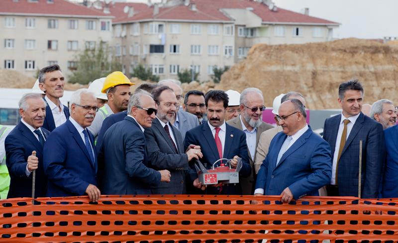 Başka Görmez, 29 Mayıs Üniversitesi Ümraniye yerleşkesinin temelini attı