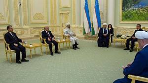 Başkan Erbaş, Özbekistan Cumhurbaşkanı Mirziyoyev ile görüştü.