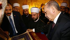 Erdoğan'dan Sırbistan'da Kur'an tilaveti