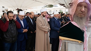 İslam alimi Kubeysi son yolculuğuna uğurlandı