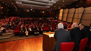 Mihrap, Minber ve Kürsü Hizmetinde İz Bırakanlar" Paneli