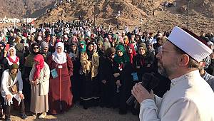 Diyanet İşleri Başkanı Erbaş, Uhud'da gençlerle buluştu