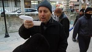 Gelibolu’da Cami Cemaatine İkram