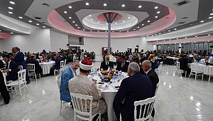 Başkan Erbaş, Vanlılarla iftar sofrasında buluştu