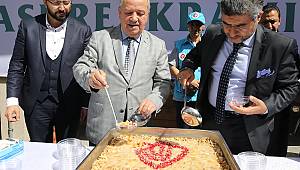 Türkiye Diyanet Vakfı’ndan aşure ikramı