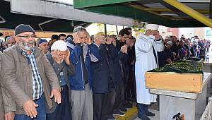 İmam Hatip Şansal Ekiz dualarla son yolculuğuna uğurlandı.