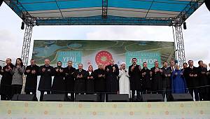 Başakşehir Merkez Camii ve Millet Bahçeleri Dualarla Açıldı