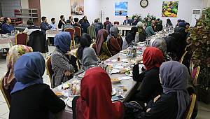 TDV burslusu öğrenciler kahvaltıda bir araya geldi