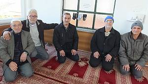 Cami de askıda çorap uygulaması