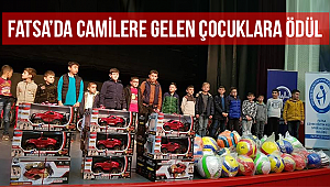 Fatsa da Camilere gelen çocuklara ödül