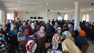 Osman Egin Kur'an Kursu Öğreticileri ile buluştu.