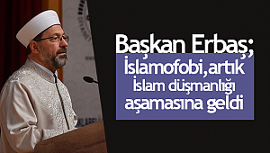 Erbaş, Üniversiteli gençlerle bir araya geldi.