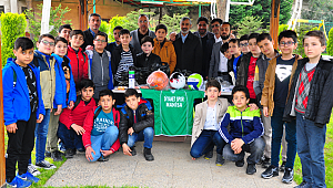 Geleceğin hafızlarına spor malzemesi desteği