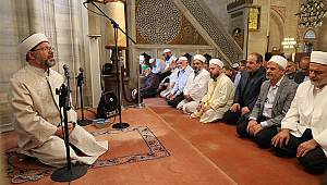 Erbaş, şehitler için düzenlenen programa katıldı