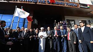 Abdullah Tivnikli Kız Öğrenci Yurdu dualarla açıldı 