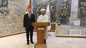 Başkan Erbaş, Gaziantep Valiliği'ni ziyaret Etti