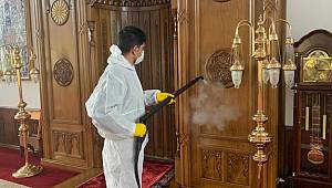 Almanya'da camiler ibadete açılıyor