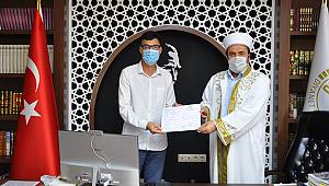 Rus vatandaşı Aleksei Belyi, Müslüman oldu. 