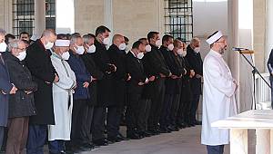 Abdullah Nazırlı hoca ebediyete uğurlandı.