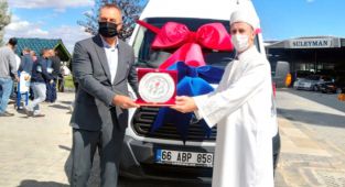 Türkiye Diyanet Vakfı'na bağış