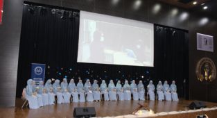 Büyükçekmece'de 20 hafız mezun oldu