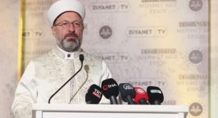 ERBAŞ,Demir Hafız Mehmet Akif Ersoy