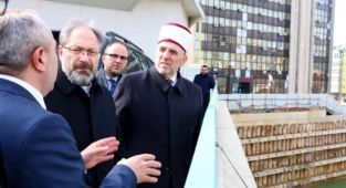 Erbaş, Priştine Merkez Camisi inşaatını inceledi