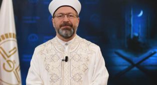 Diyanet İşleri Başkanı Erbaş'tan Kadir Gecesi mesajı