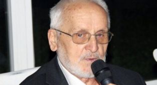 Emekli Müftü Haydar Sadıkoğlu vefat etti.