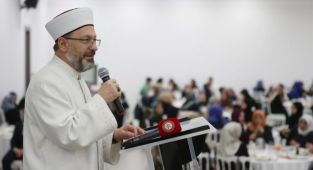 ERBAŞ;“İmamlarımız gençlerimize sahip çıkıyor”