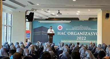 Mekke'de kafile görevlilerine bilgilendirme toplantısı
