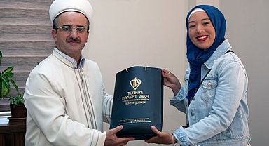 Panama vatandaşı Tatıana Müslüman oldu.
