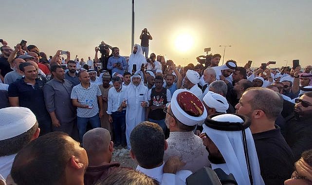 Yusuf el-Karadavi, son yolculuğuna uğurlandı.