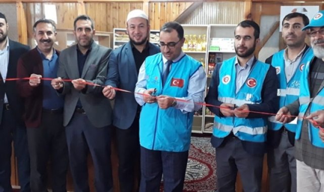 Adilcevaz'da cami market açılışı yapıldı