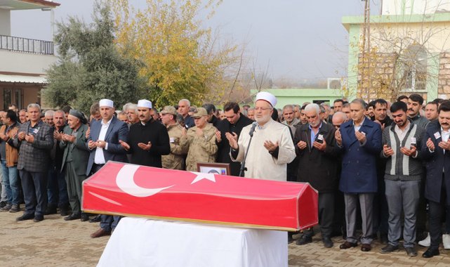 Adıyaman şehidini dualarla uğurladı