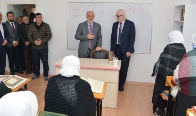 Alaca Haticetül Kübra Kur'an Kursu açıldı