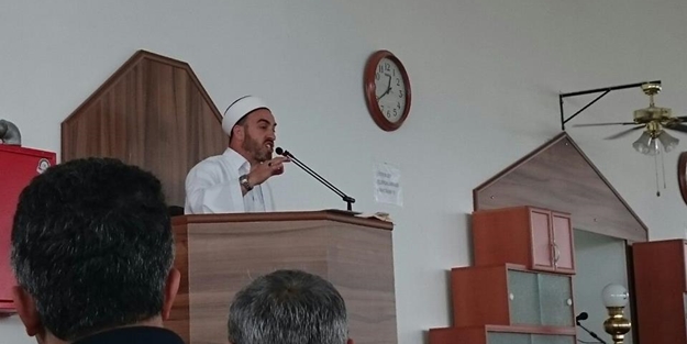 Oflu Hoca sürgünden döndü, vaaza başladı