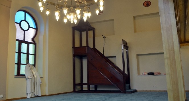 Tarihi Şahsuvar Bey Camii restorasyonla yenilendi