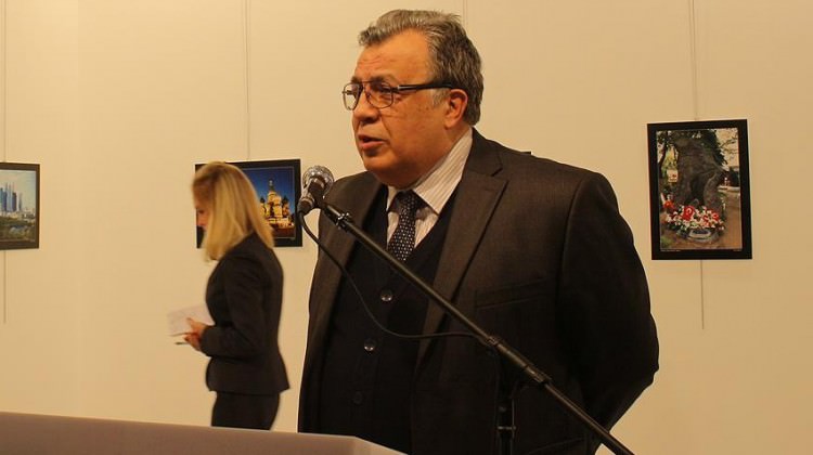 Alçak provokasyon! Rus Büyükelçiye suikast!