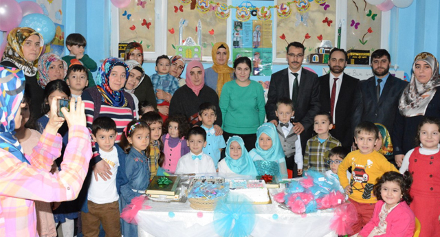 Miniklerde Karne Heyecanı