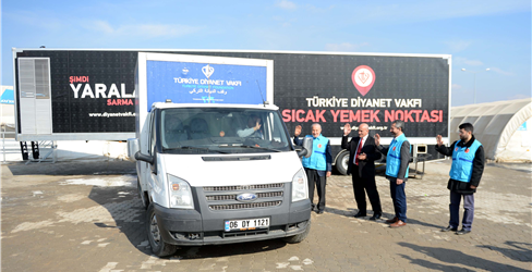  “Halep'te İnsanlık Ölmesin" yardım tırları sayısı 707'e ulaştı