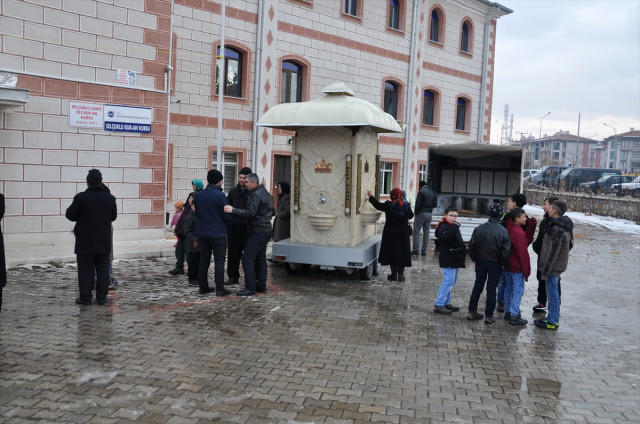 Afyon'da "Haydi Çocuklar Namaza" projesinin finali yapıldı.