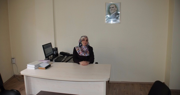 Vakfıkebir Müftülüğüne İlk Bayan Vaiz Atandı