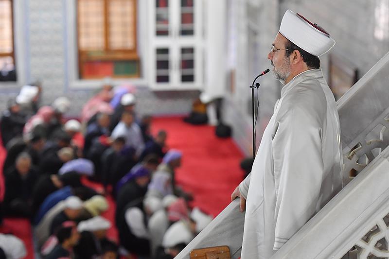 Başkan Görmez’den, Şanlıurfa Halil’ür-Rahman Camii Cuma Hutbesi