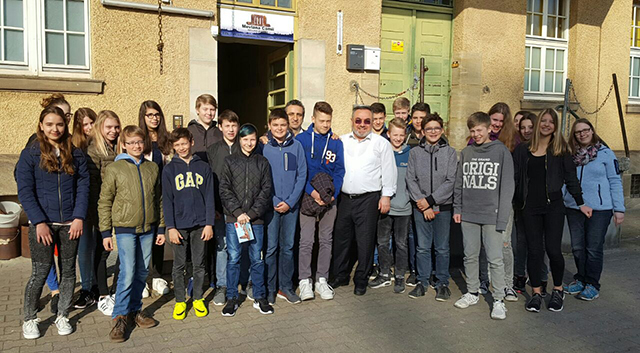 Realschule öğrencilerinden cami ziyareti