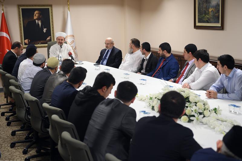 Diyanet İşleri Başkanı Görmez, Ahıska Türklerini kabul etti