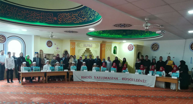 Schwandorf ta  40 Hadis Yarışması   Etkinliği: