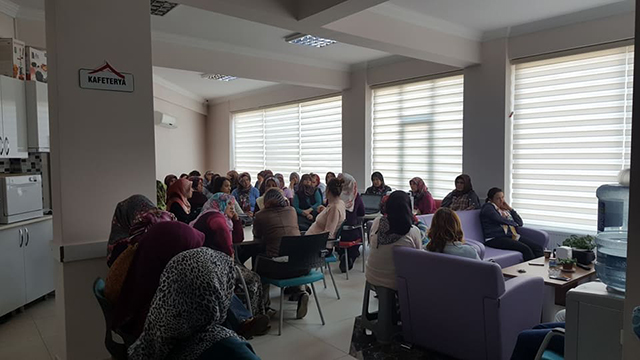 Gelibolu’da “Sadakat Ve Güven Bağlamında Aile” Temalı Seminer