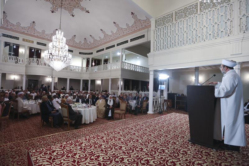 Muhacir Alimler Diyanet’in iftar sofrasında buluştu